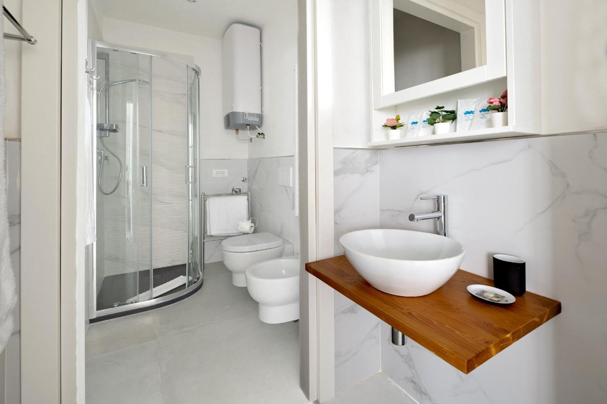 Via Ponte Alle Mosse, 19 - Florence Charming Apartments - A Chic, Newly Renovated Apartment Near Tram Leopolda, A Few Min From Downtown Exterior foto